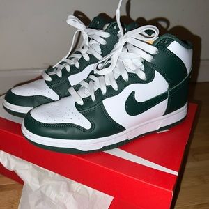 NIKE DUNK High Australia